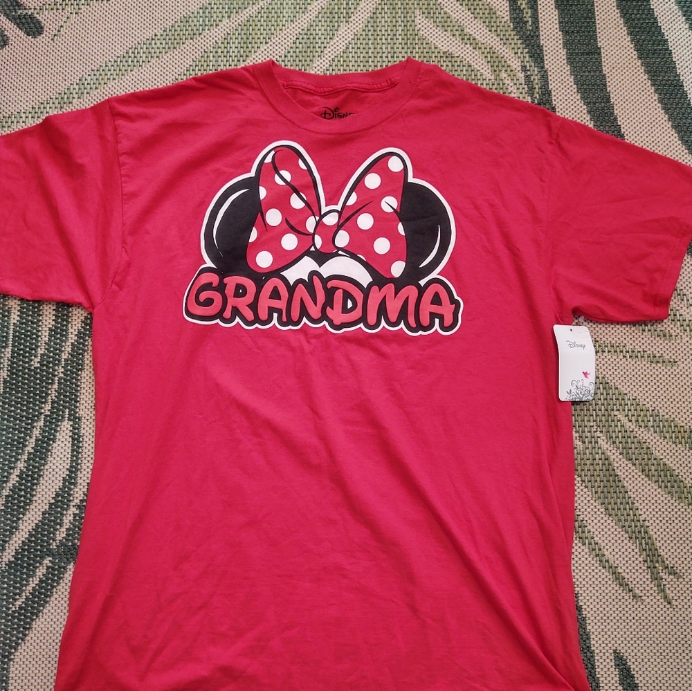 Disney Red Minnie Mouse Bow Ears Grandma Graphic Tee T-shirt Disneyland Vacation